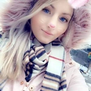 Meet your Posher, Lisa